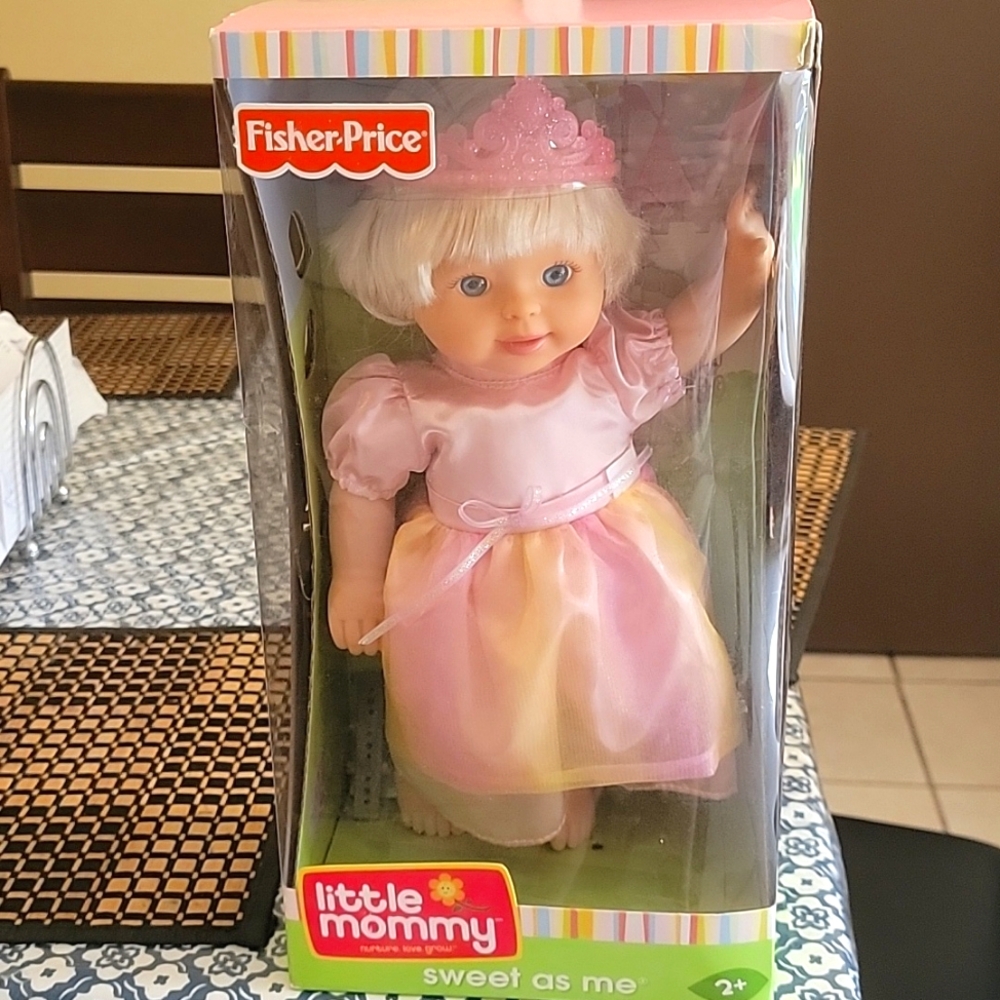 Fisher-price little mommy sweet as me doll